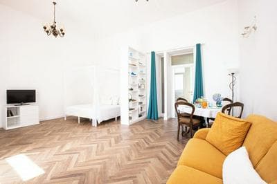 Lux Aurea