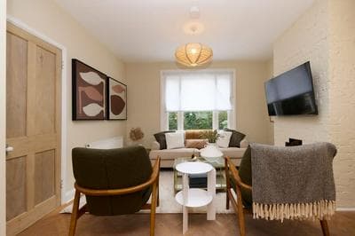 The Nunhead Place - Inviting 2bdr House With Garden