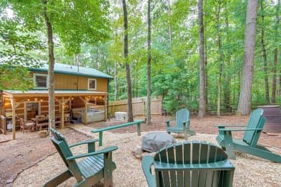 Near Hiking Trails: Hot Tub Haven in Ellijay!