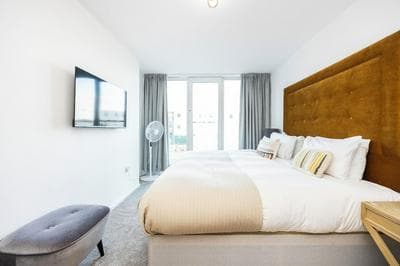 Hide Out Two Bed Apartment at ExCeL