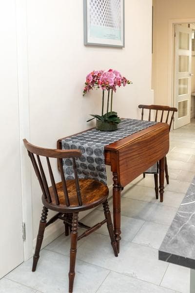 Bright & Contemporary 1bedroom Annexe - Herne Hill!