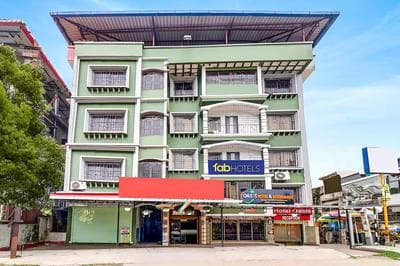 Fabhotel Oasis