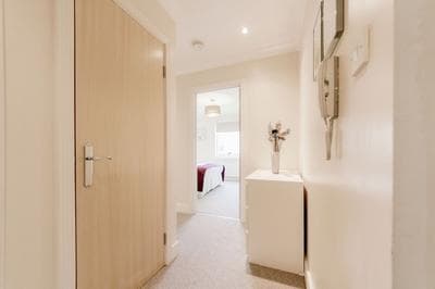 Roomspace Apartments -Cascades Court