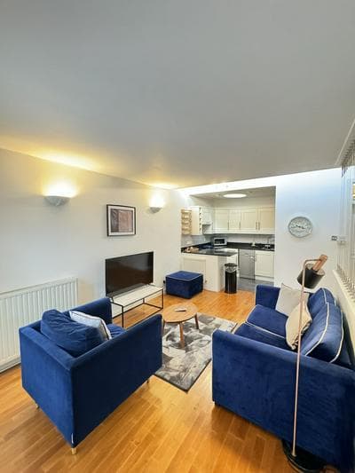 The Heart of Kensington Mews - Private House-Centrally Located-Great Transport