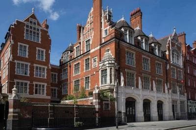 JOIVY Stylish 3 BR House with Patio, Short Walk to Regents Park & Harley Street