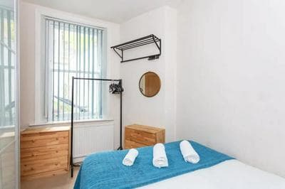 Cosy 2 Bedroom Apartment in Central London With Garden