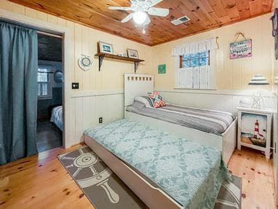 Dewey Cottage