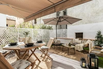Andujar - 3 Bedrooms in Trafalgar