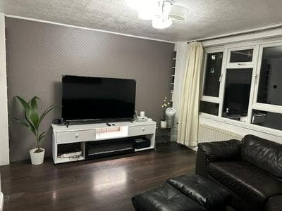 Stylish 1BR Apt w/ Fireplace & High-speed Wifi