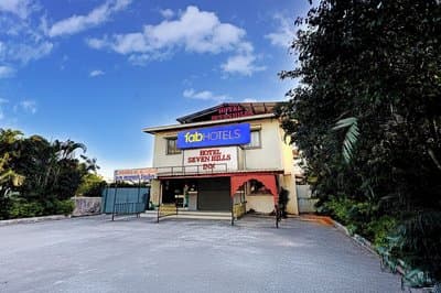 Fabhotel Seven Hills Inn