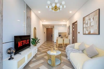 Luxury Metropole Riverside Apartment