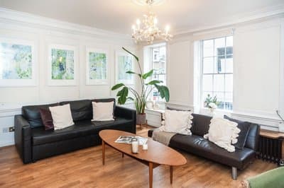 Spacious 3BR 2BA Flat in Central Soho