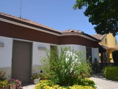 Detached House Near the sea With Garden and Terrace