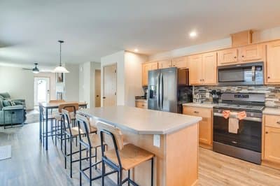 4 Mi to Granby Ranch: Cabin w/ Hot Tub Access!