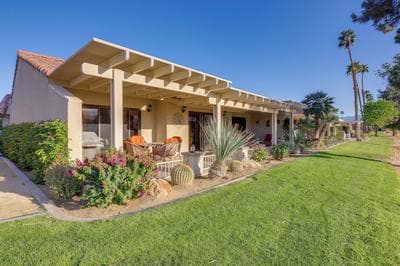 Spacious Condo w/ Mtn Views in Palm Desert!