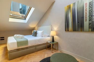 w Cozy Penthouse at Palacio Real