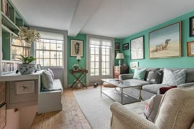 Royal Crescent Mews by Onefinestay