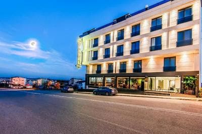 Arnavutköy Airport Hotel