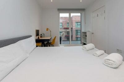 Pristine 1BD Flat W/balcony - Elephant & Castle!