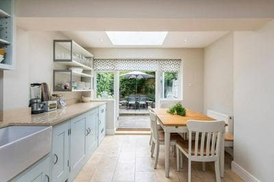 Delightful 2-bed Home Fulham