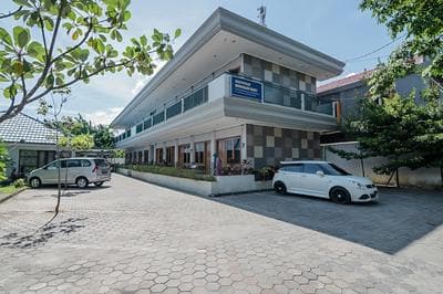 RedDoorz Syariah near Sepinggan Airport Balikpapan