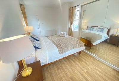 London City Escape With 2 Bedrooms
