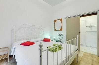 Charming Trastevere Apartment in Heart of Rome