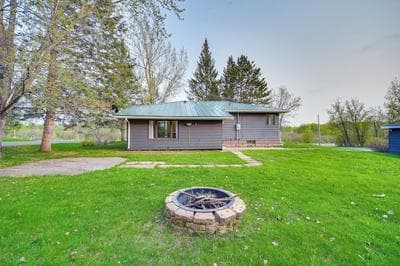 Updated Hermantown Vacation Rental 6 Mi to Duluth!