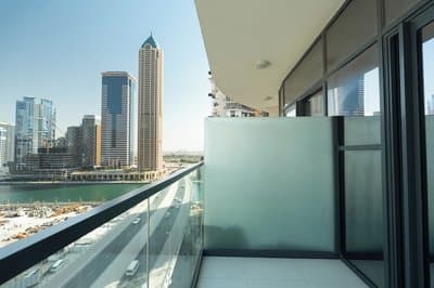 Lake-View 1BR Retreat in Business Bay
