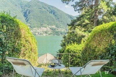 OC Lake Love by Rent all Como