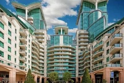 Luxury Modern 2BD Flat in Centre