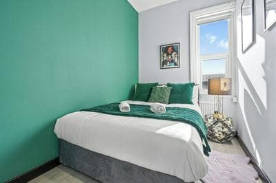 Superb 3bed Fulham Palace Retreat