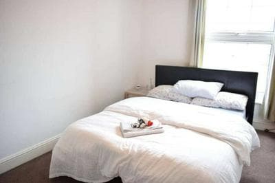 Lovely Victorian Flat for 6 in Stoke Newington