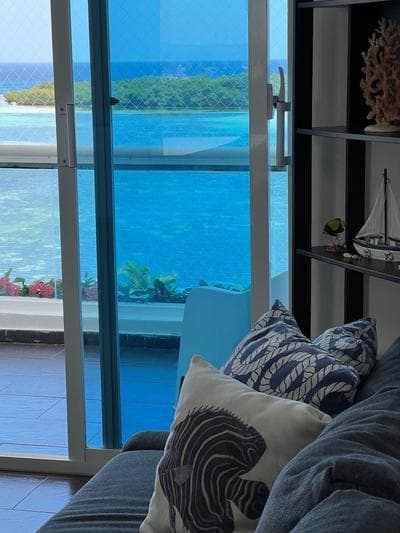 Aquamarine Retreat Penthouse Boca Chica