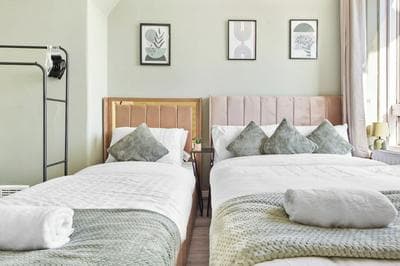 Modern Bed Apartment