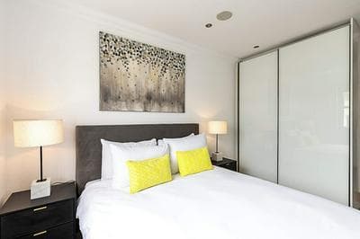Elegant and Cosy Family Apartment in Marylebone