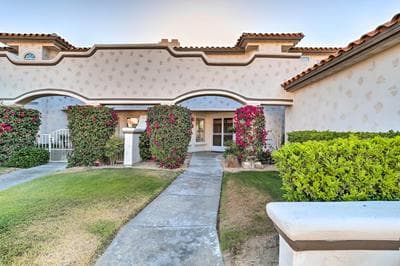 Palm Desert Townhome w/ Country Club Access!