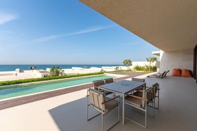 Luxe 4BR Villa Private Pool Beach Al Zorah