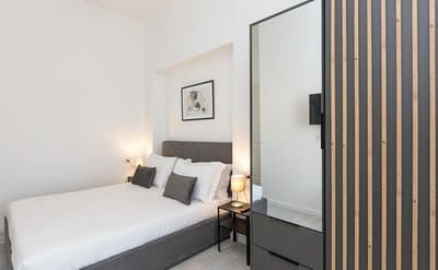 Constance Terrace Apartment