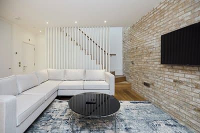 The Greenwich Balcony Home