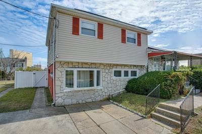 2 Mi to Boardwalk: Spacious Atlantic City Home!