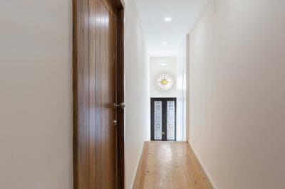 Modern Victoria Park Apartment