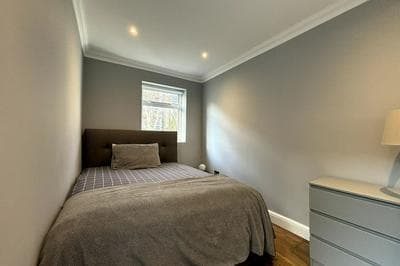 Elegant & Beautifully Presented 1BD Flat- Chelsea!