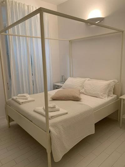 Hip Suites