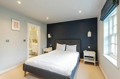 Paradise Row Townhouse