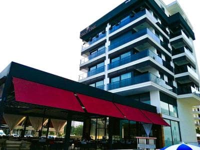 ONLY ONE Suites&Residence