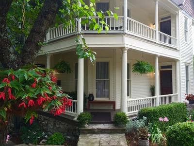 Eureka Zen Cottages
