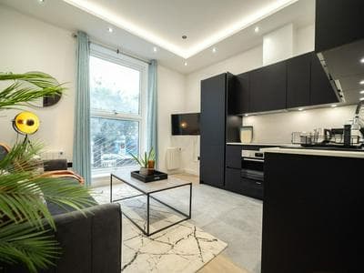 Discover Angel Central Two Bedroom by Belvilla