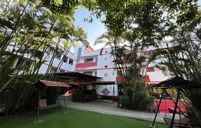 Girivihar Holiday club - Pure Veg