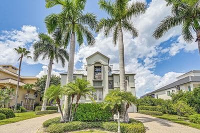 Luxe Bonita Springs Home < 2 Mi to Beach!